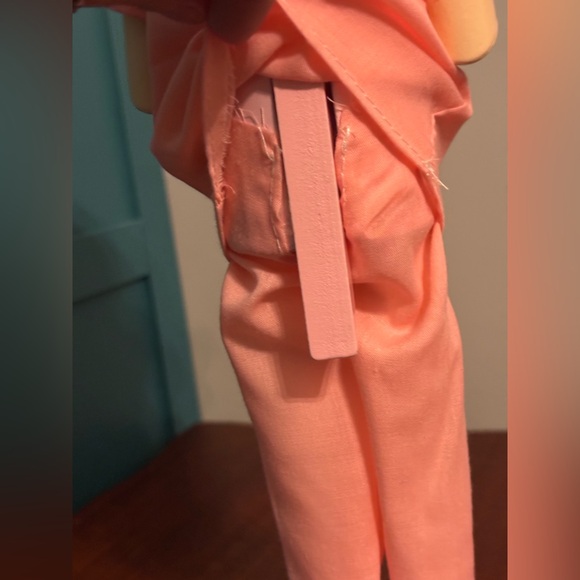 NWT Santa’s Workshop Pink Nurse Decor Nutcracker w/Stethoscope and Clipboard 14” - Picture 7 of 8